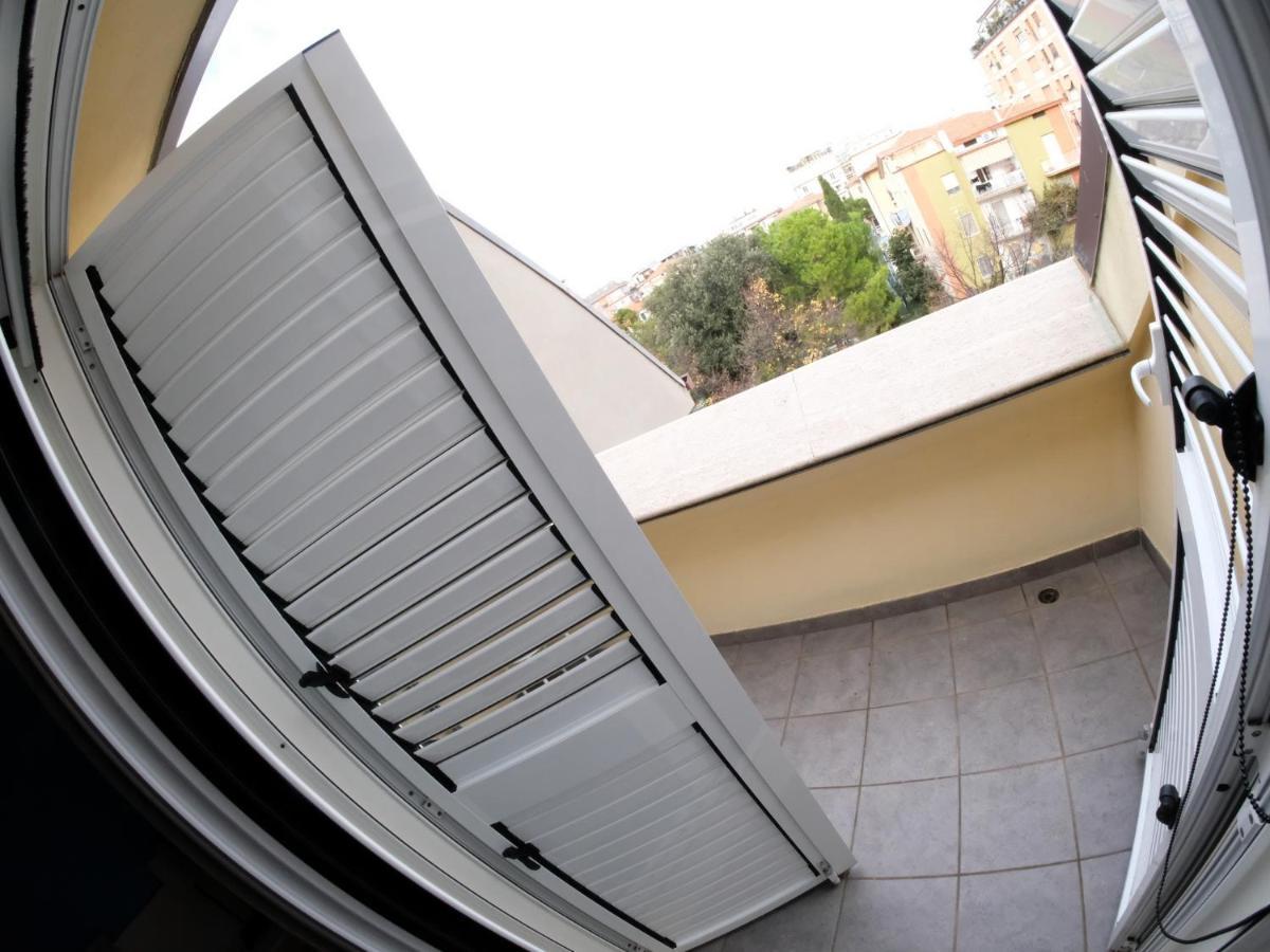 Hotel Oasi 83 San Benedetto del Tronto Exterior foto